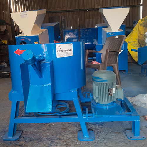 Fertilizer Shaper Machine