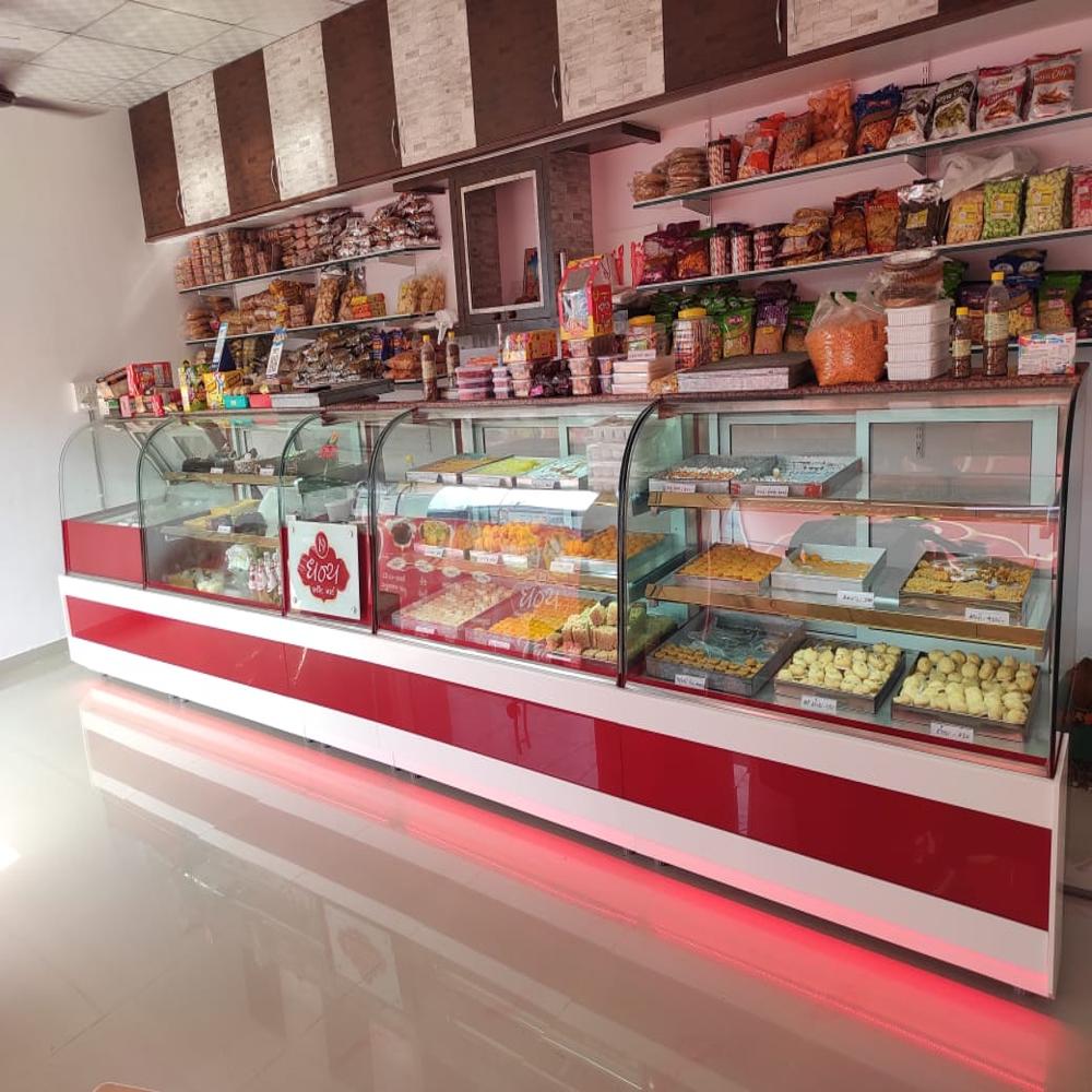 Curved Glass Sweet Display Counter