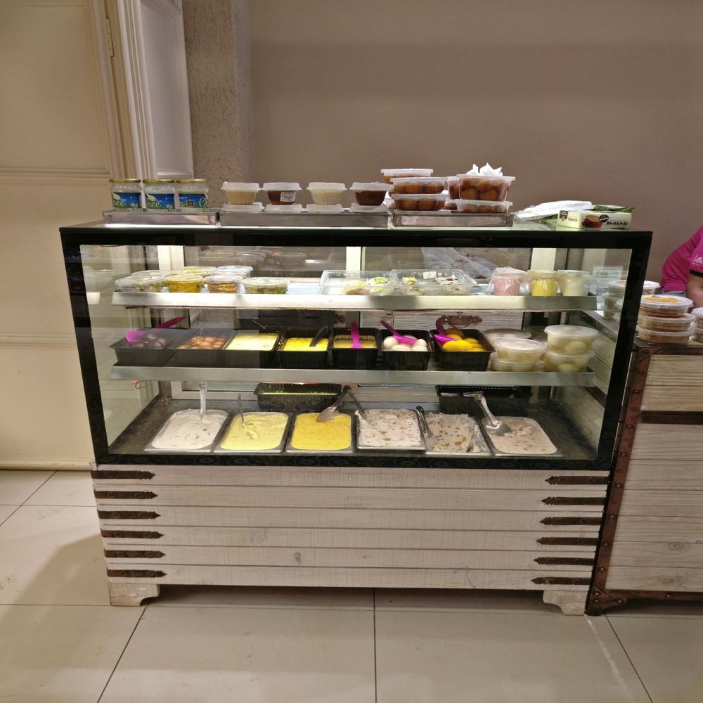 Refrigerator Display Case
