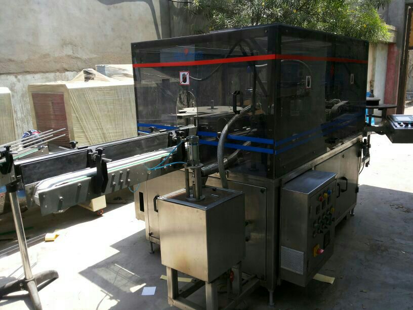 Hot Melt Labeling Machine - Application: Industrial