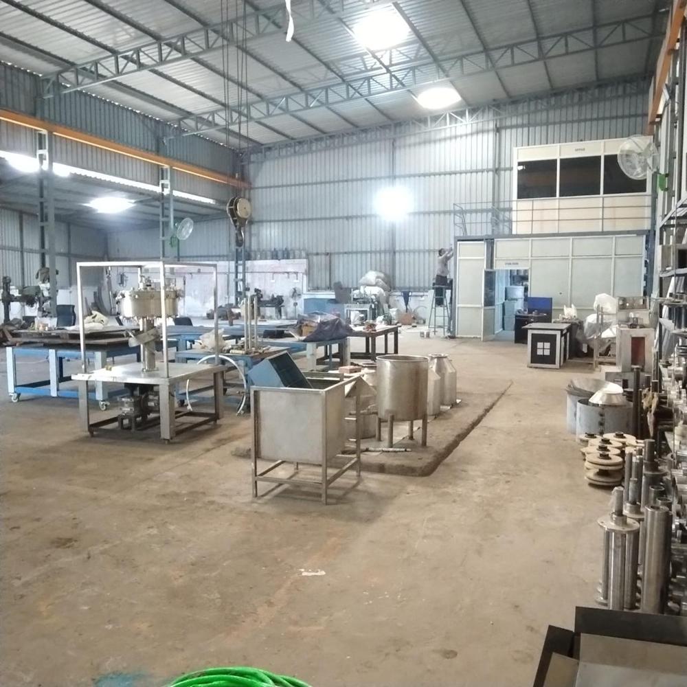 WATER BOTTLING PLANT