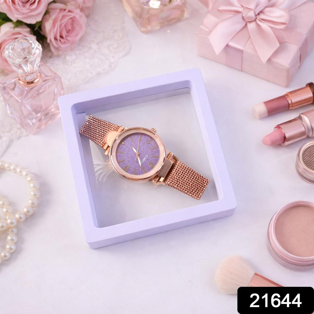 Elegant Womens Analog Wrist Watch With Display Box - Color: Mix