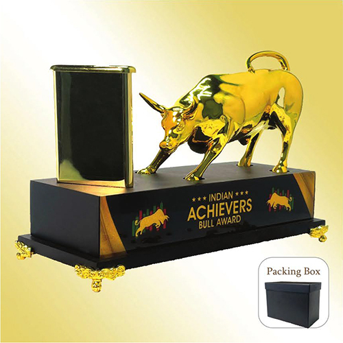 PL-643 Polyresin Trophy