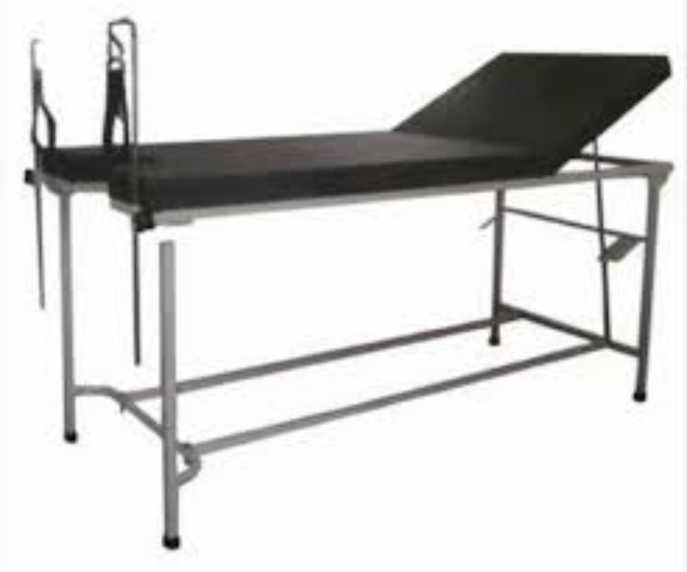 Gynae Hospital Bed - Dimension (L*w*h): 1800 Mm X 600 Mm X 800 Mm