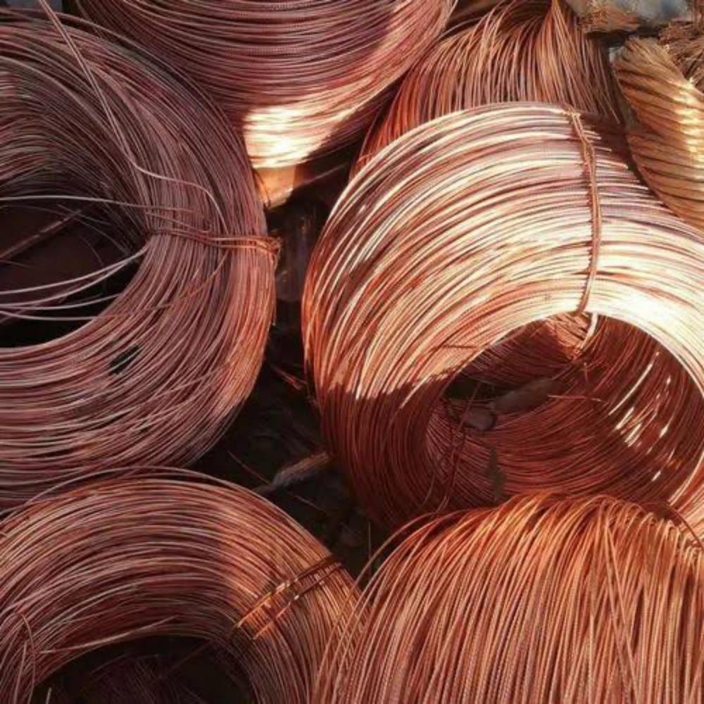 Pure Copper Scrap - Color: Na