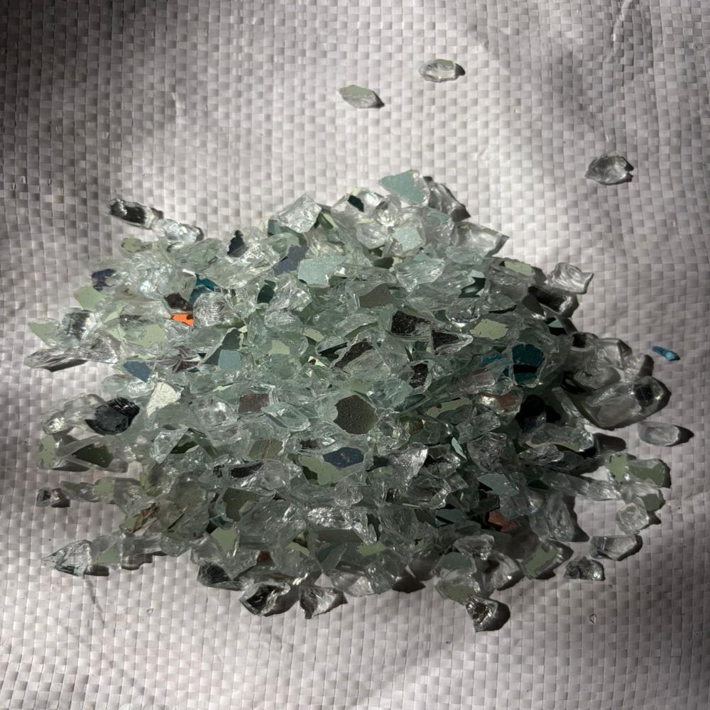 Mixed Mirror Crushed Glass Chips Recycled Mirror Decorative Aggregates for Landscaping and Outdoor Garden