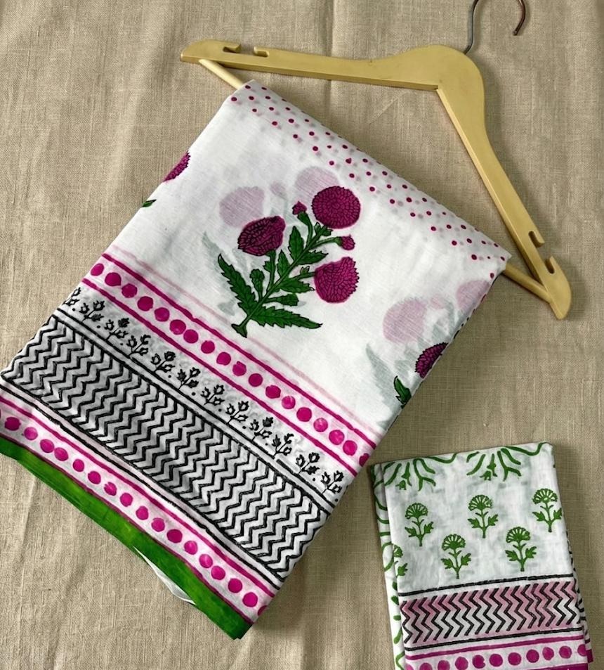 Mulmul Cotton Fabric White And Green Saree