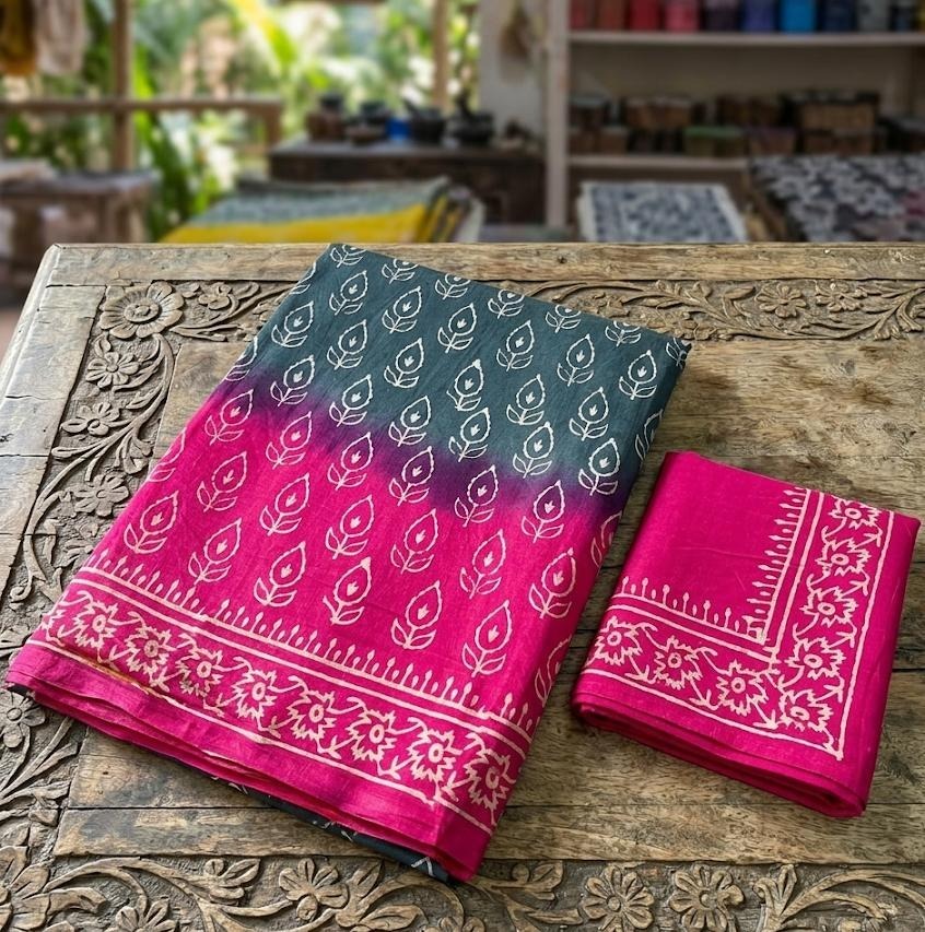 Pure Mulmul Cotton Fabric Saree In Pink And Blue Colour