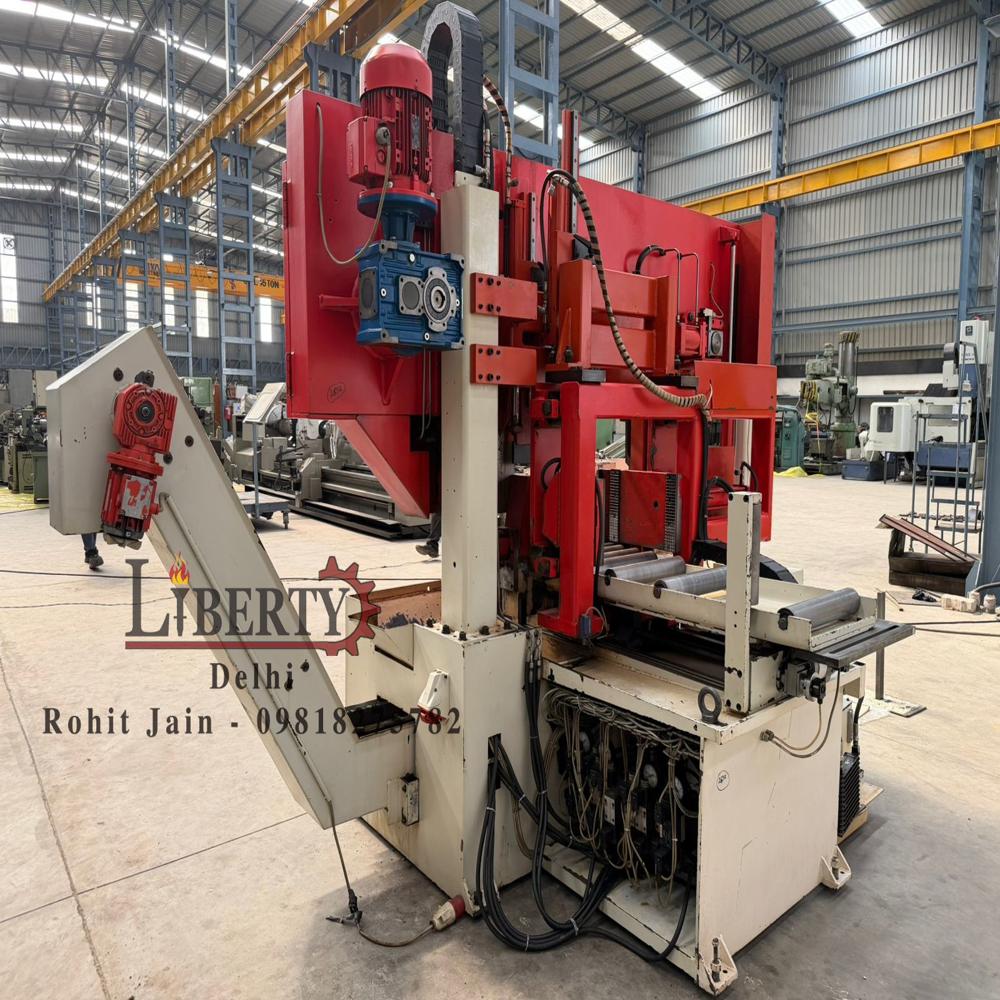 BTM Italy Double-Column CNC Bandsaw Machine