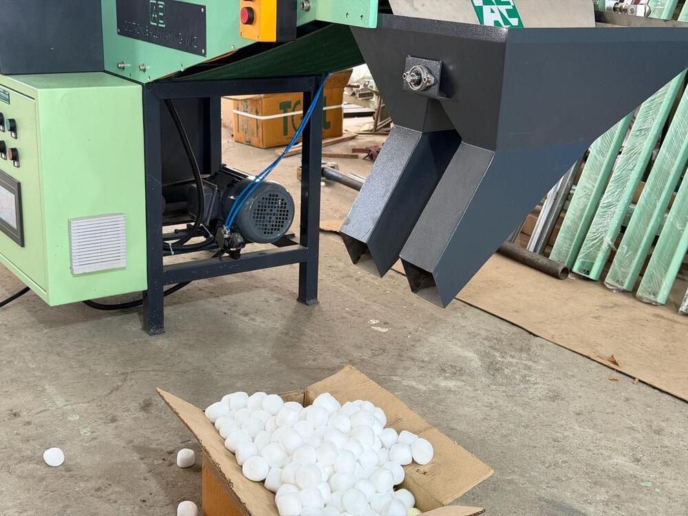 Surgical Cotton Ball Making Machine