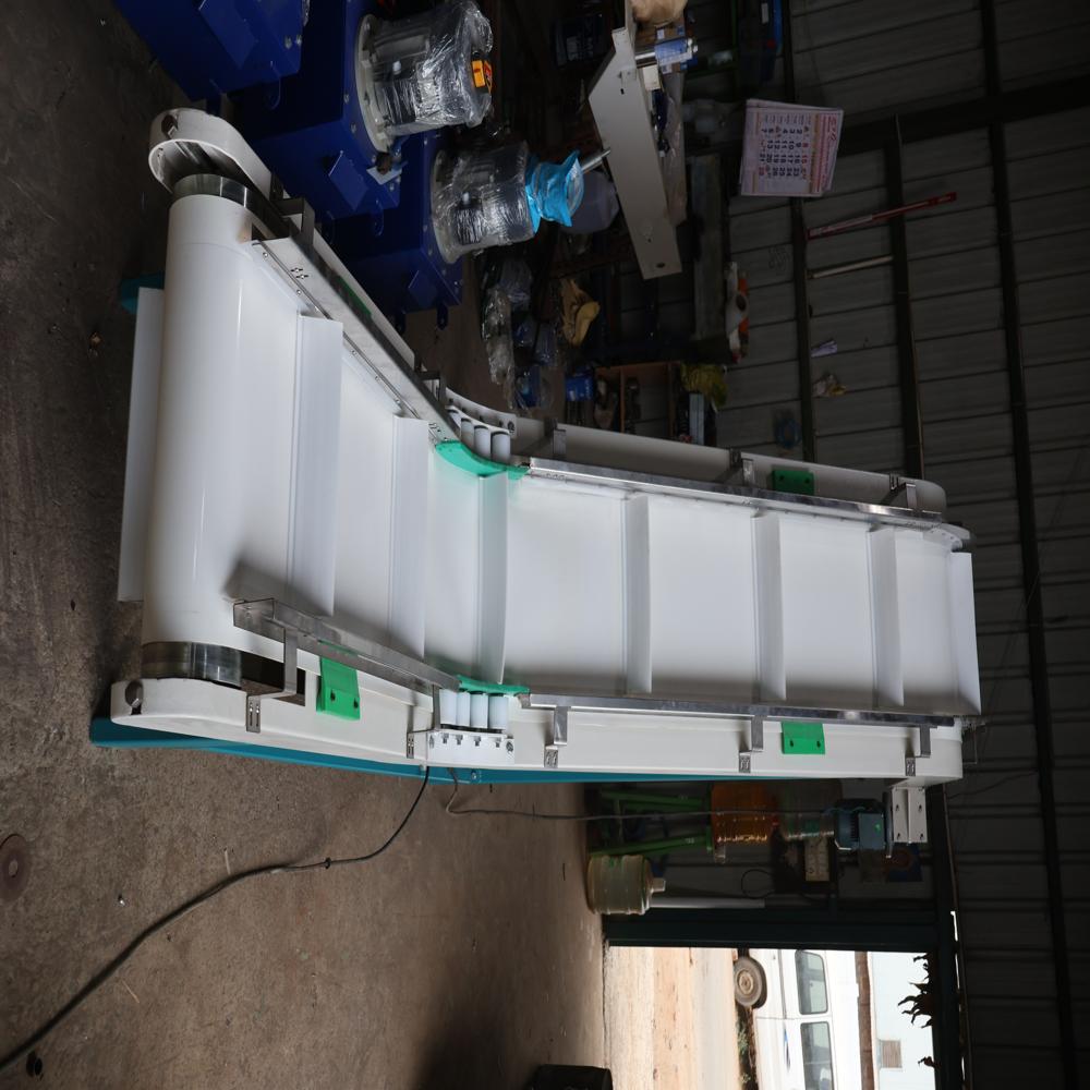 Inclined Conveyor - Belt Type: Pvc Food Grade