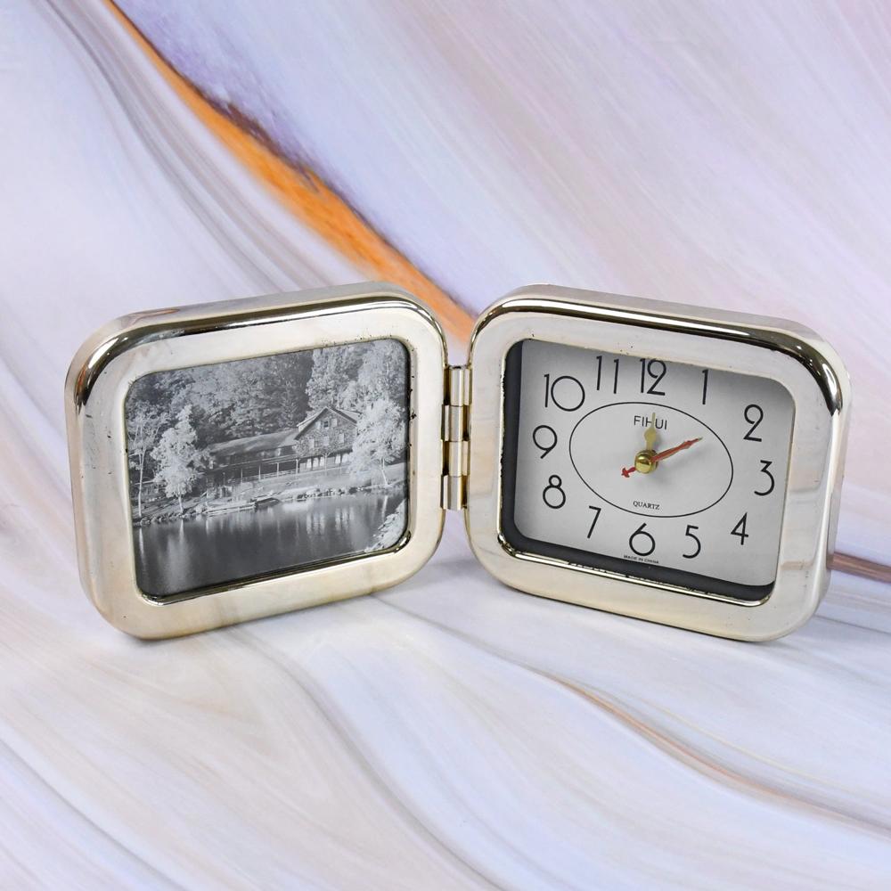 Plastic Foldable Desk Clock (1 Pc / With Box) - Color: Mix