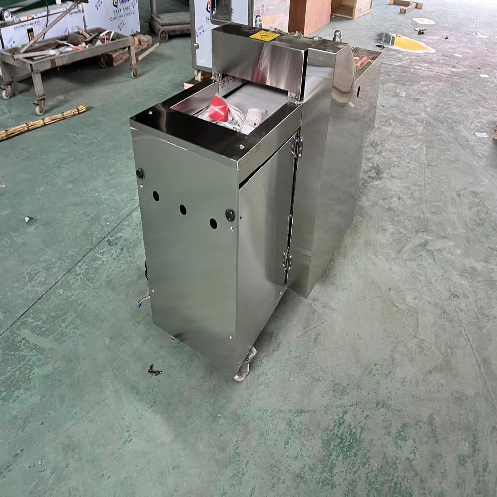 AUTOMATIC CHICKEN CHOPPER