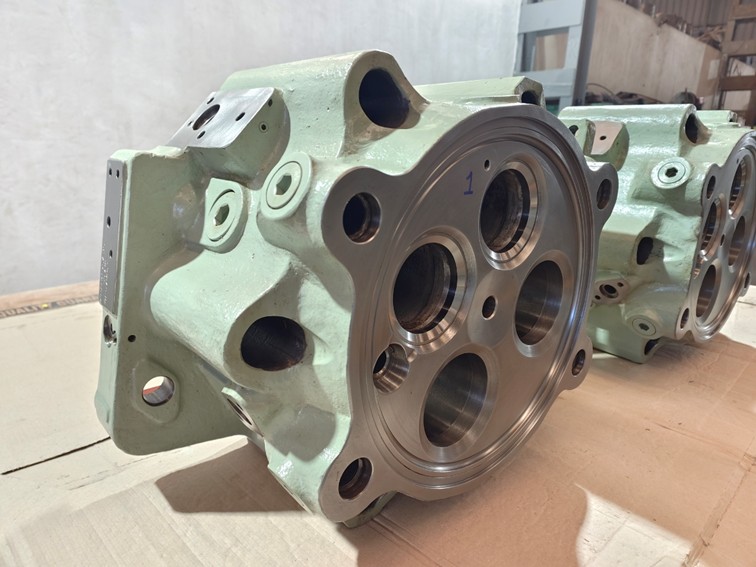 DAIHATSU - DK32 - DK28 - DK26 - DK20 - CYLINDER COVER