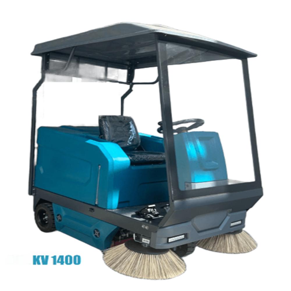 Ride on Sweeper Battery Operated, 150 Ltrs Spray Water Tank, 160 Ltrs Dust / Debris Hopper Capacity Model Kruger KV 1600 with Roof
