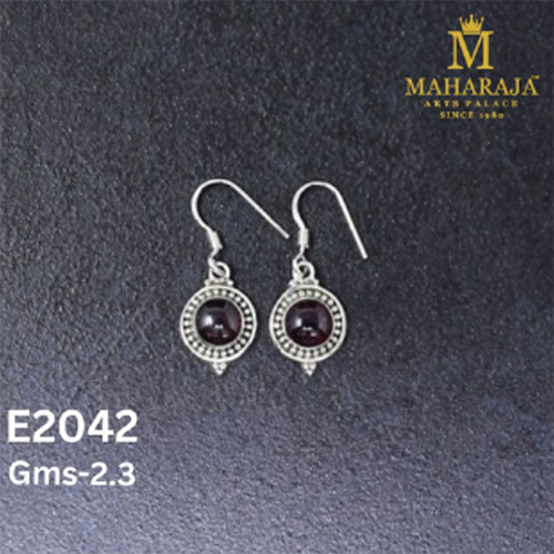 E2042 Ladies Small Earrings - Zinc Alloy, 1.5 cm, Silver & Ruby Red, Floral Round Stud, Polished Chrome-Plated, Lightweight Hypoallergenic