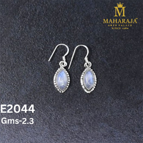 E2044 Small Earrings - Gender: Women