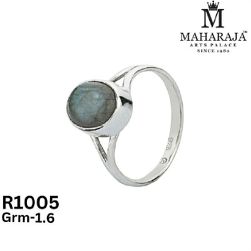 R1005 Ladies Small Ring