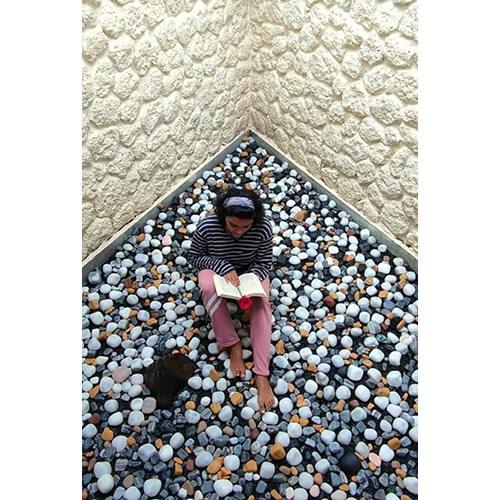 Mix Color Natural Pebble Stones