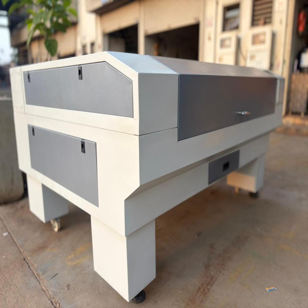 Acrylic Laser Cutting Machine