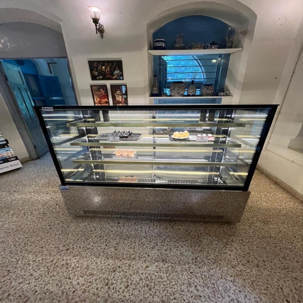 Refrigerated Display Cabinet