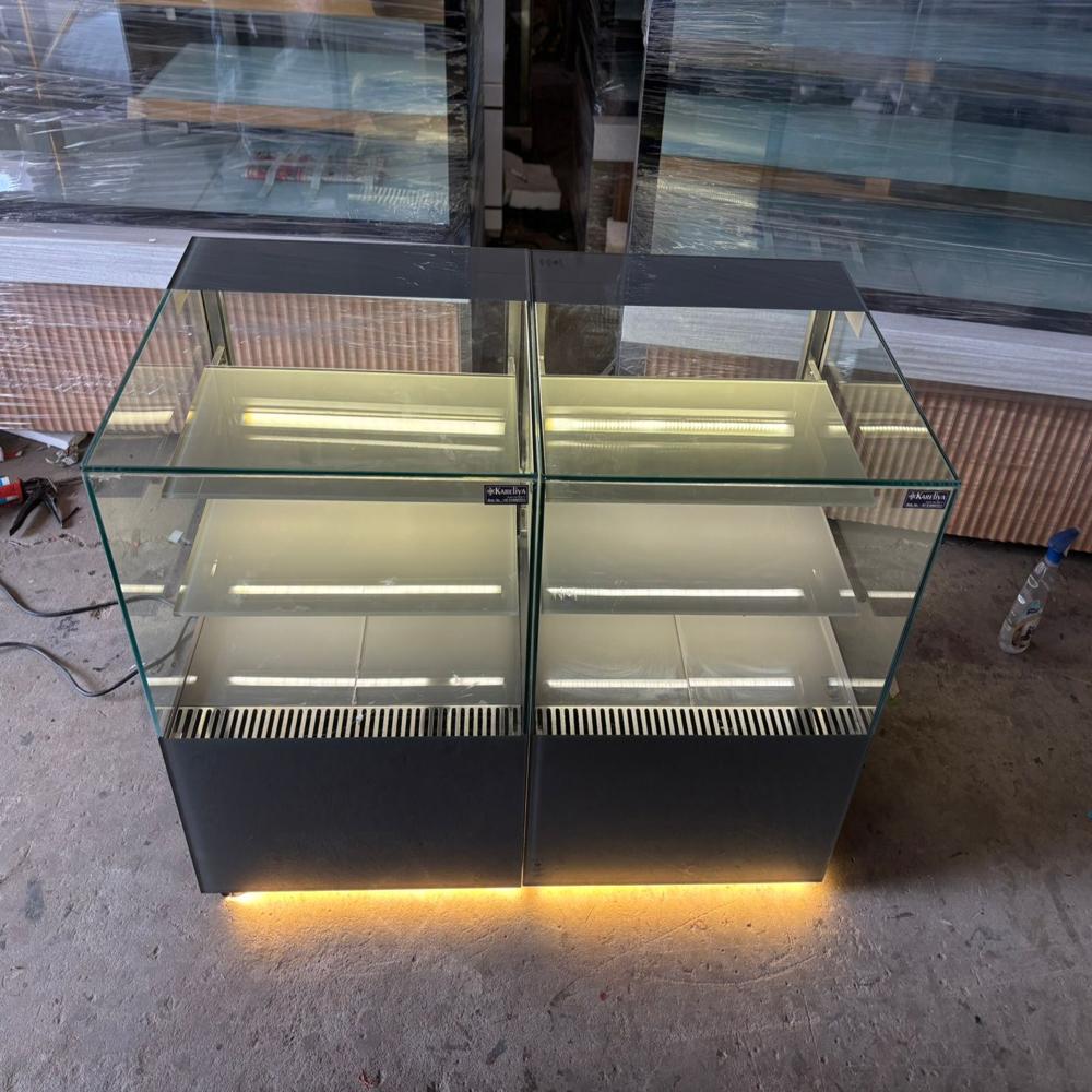 Display Chocolate Counter
