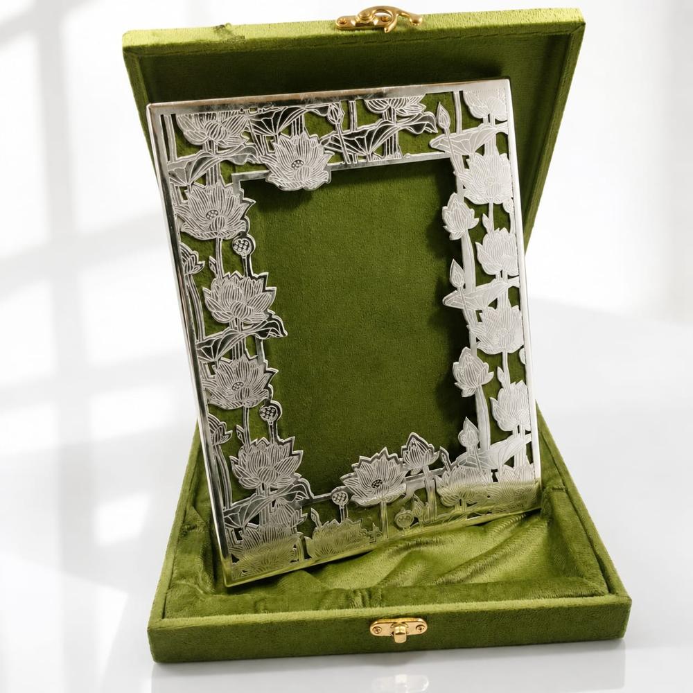 German Silver Lotus Photo Frame With Velvet Gift Box - Application: Home