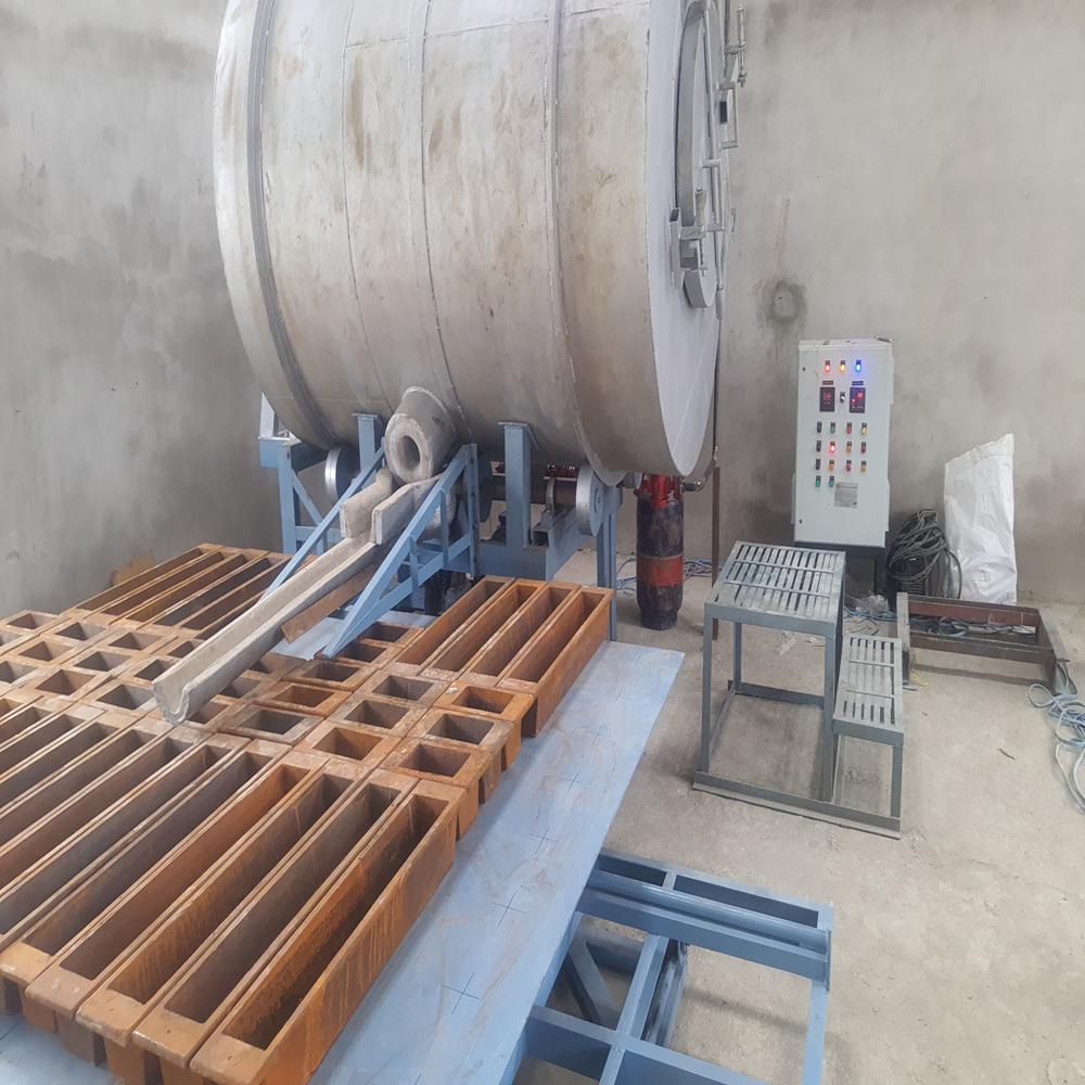 Tilting Furnace