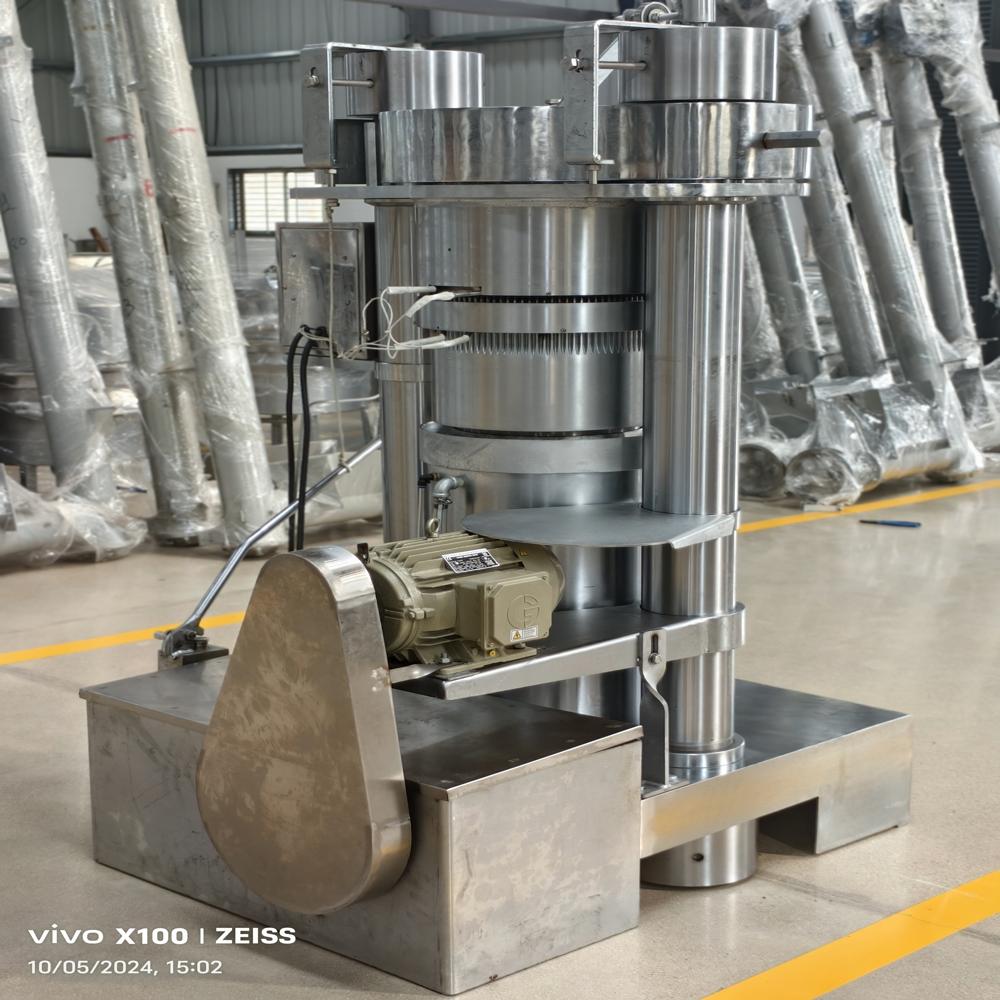 Cold Press Oil Machine - Automatic Grade: Automatic
