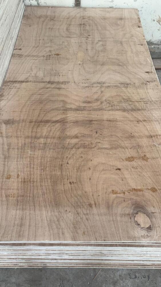 12Mm Commercial Grade Plywood - Density: 700 Gram Per Cubic Centimeter(G/Cm3)