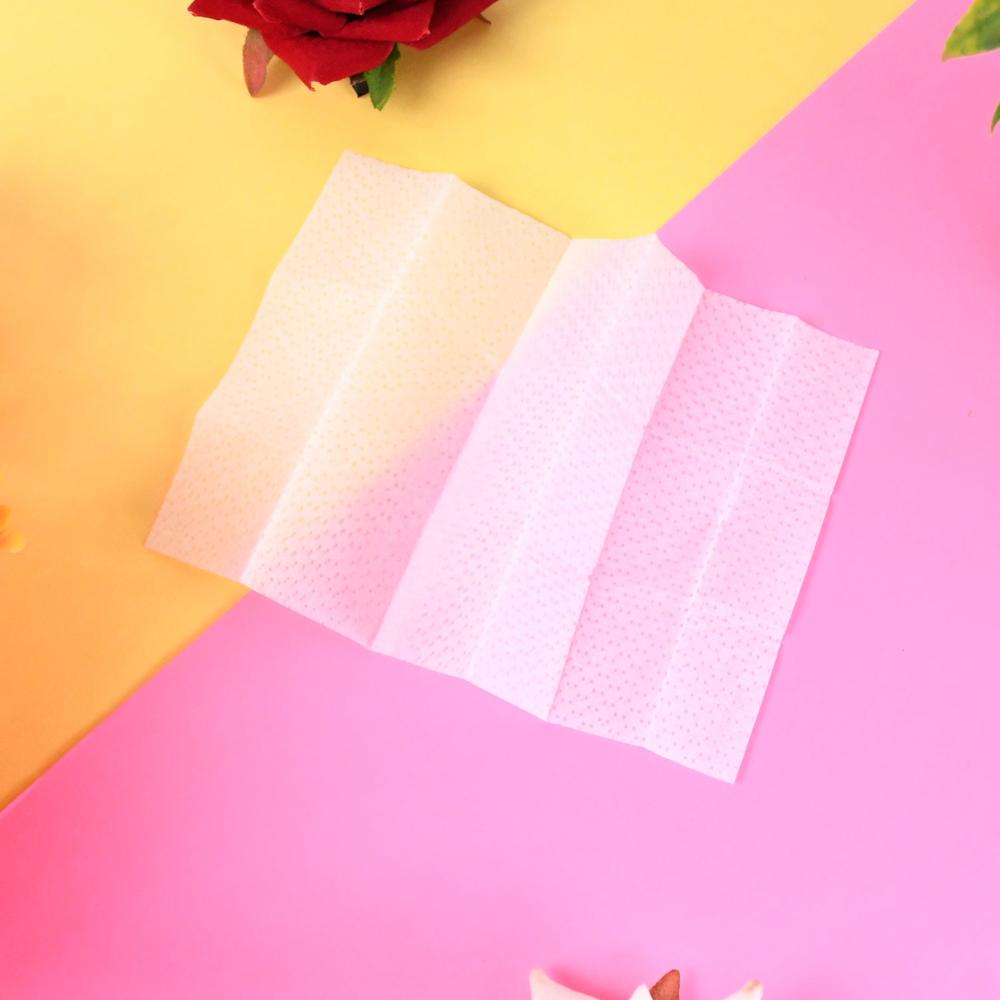 Pre-Moistened Lens Cleaning Wipes - Color: Mix