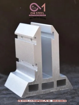 Alluminium Glass Railling T Braket - Application: Staircase And Balcony Railing
