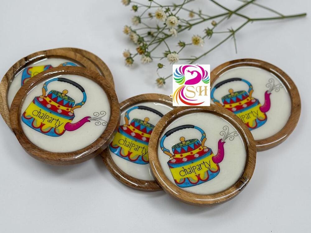 Wooden Coaster - Color: Natural Brown Wood