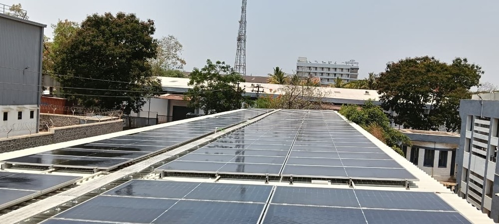 व्यावसायिक सौर पैनल