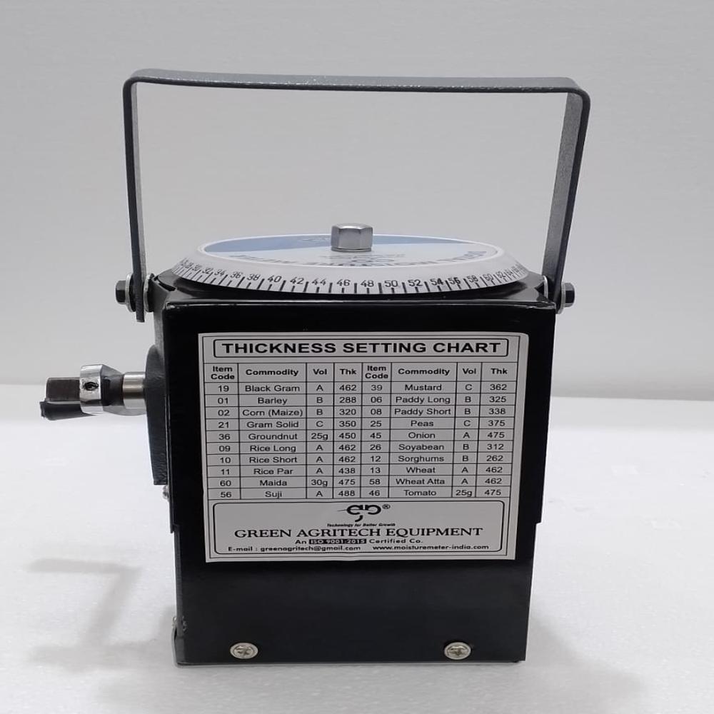 Advance Digital Moisture Meter