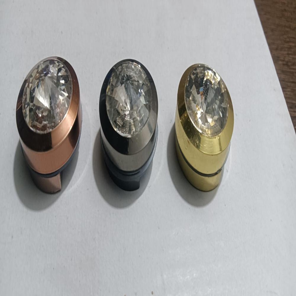 BRASS DIAMOND BRACKETS