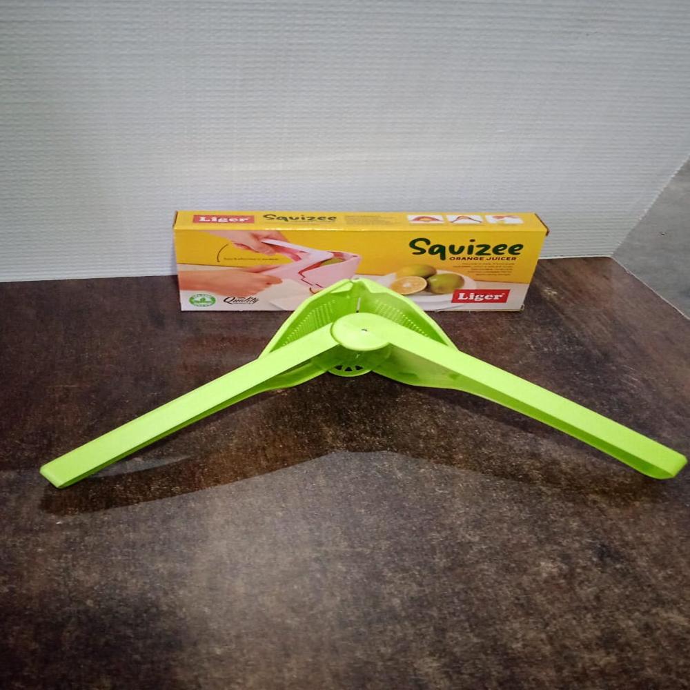 Liger Plastic Manual Handheld Lemon & Orange Squeezer Juice (1 Pc) - Color: Mix