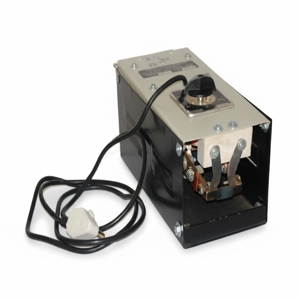 Roosters Touching Debeaking Machine - Material: Steel