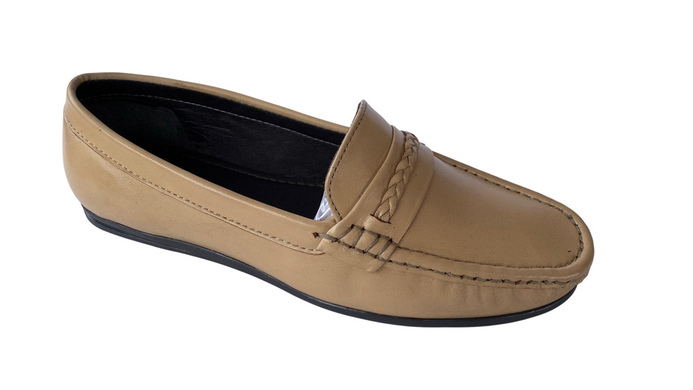 Ladies Leather Casual Shoes