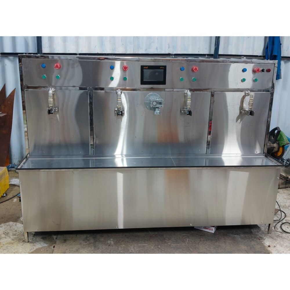 Semi Automatic Four Liquid Filling Machine