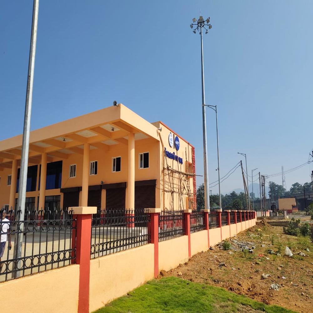 BAJAJ 12.5 mtr High Mast Light Pole
