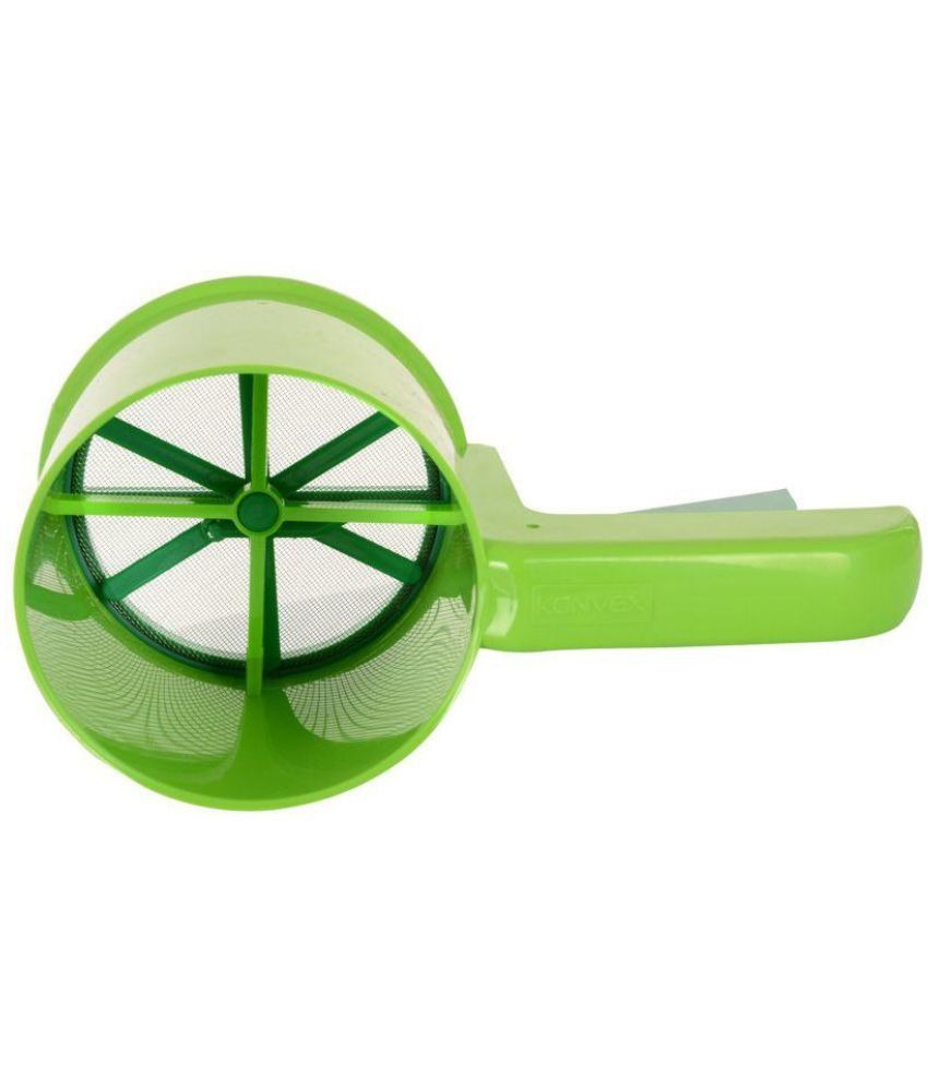 Plastic Flour Strainer / Shifter - Color: Mix