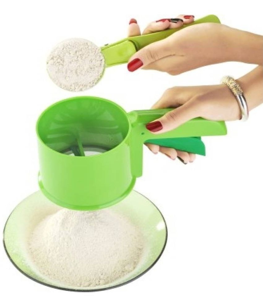 Plastic Flour Strainer / Shifter - Color: Mix