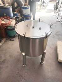 Liquid Storage Tank - Stainless Steel Ss304/ss316, Custom Sizes, Mirror/satin Finish | Leak Tested, Corrosion Resistant, Level Indicators, Valves, Manhole Cover
