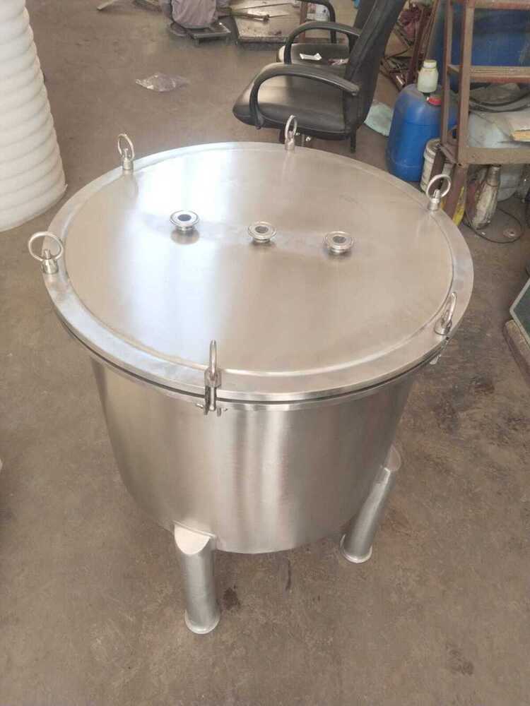 Liquid Storage Tank