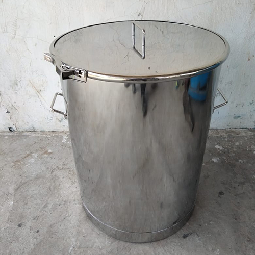 Stainless Steel Container With Toggle Clamp