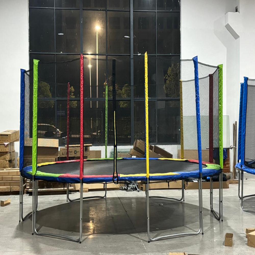 16 Ft Trampoline