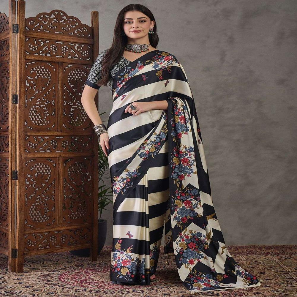 Luxe Sarees - Gender: Female