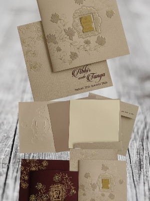 Floral wedding invitation