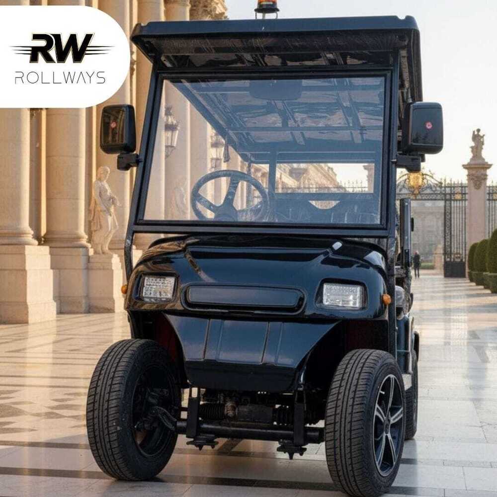 Electric golf cart with portable cargo